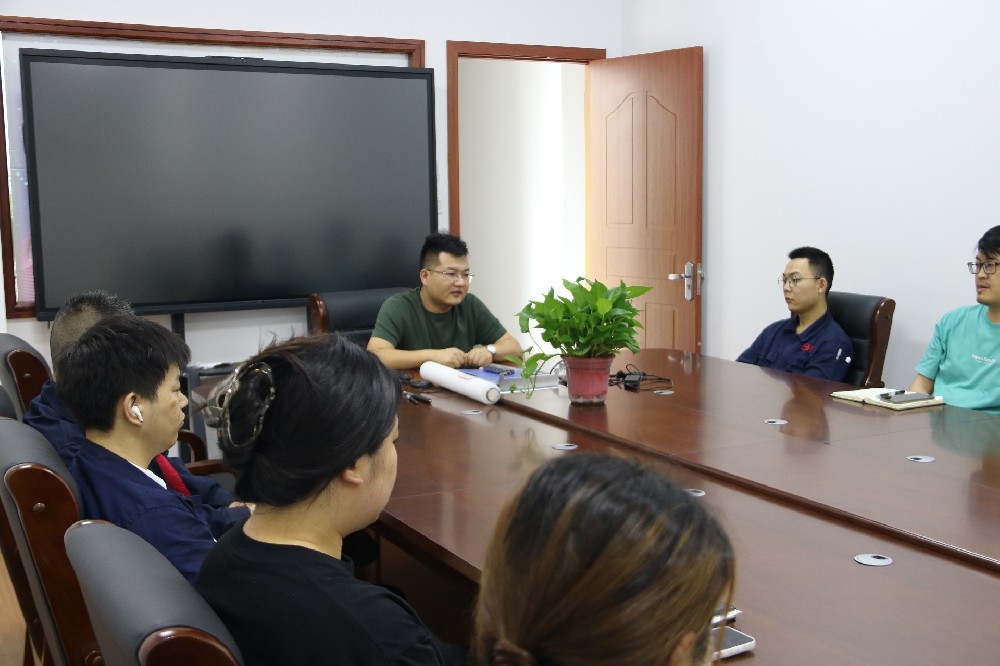 凝心聚力啟新程|華凱2025上半年總結(jié)會(huì)圓滿召開